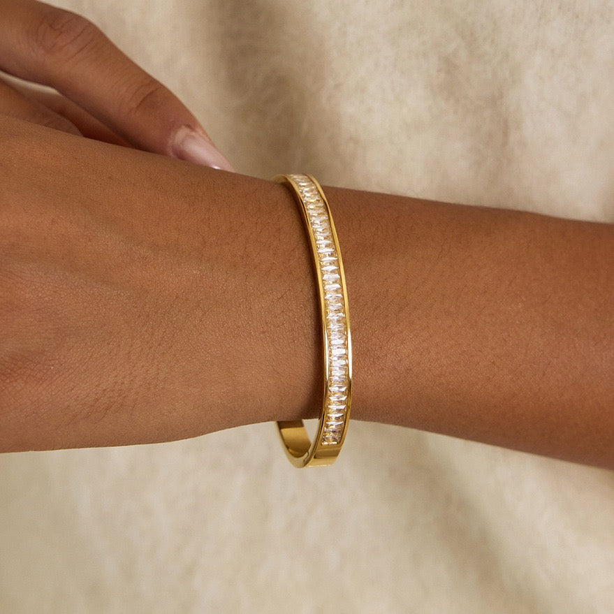Dainty miya bangles