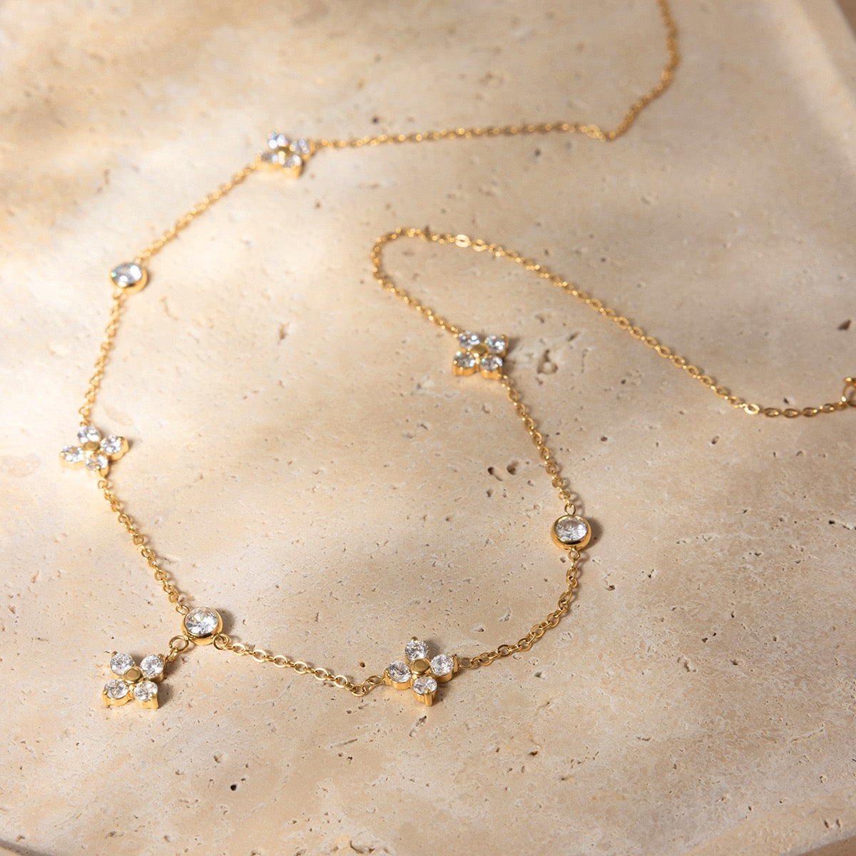 Clover necklace