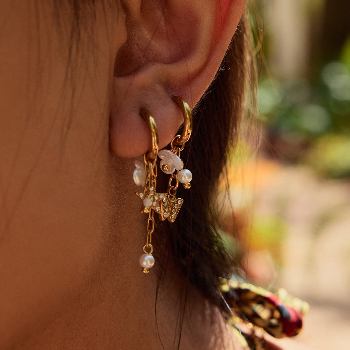 Pearly earrings collection