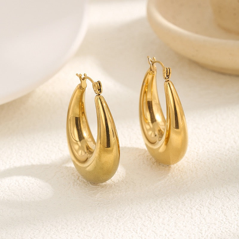 Classic shaped hoops
