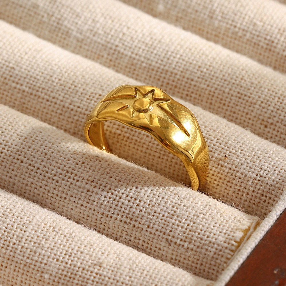 Aris star ring