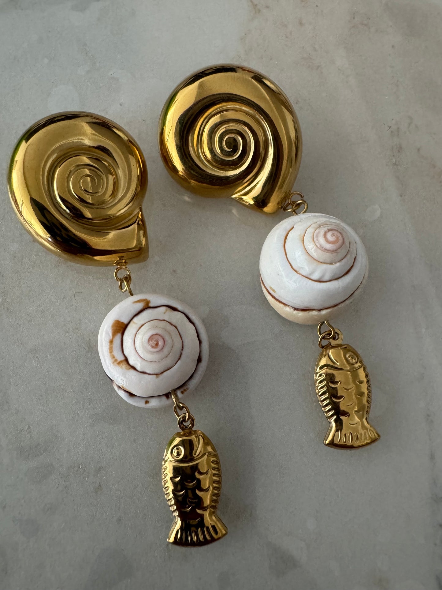 Swirl shell earrings