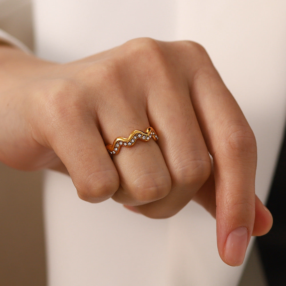 Cruise Two waves ring