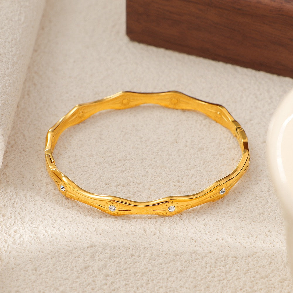 Dainty miya bangles