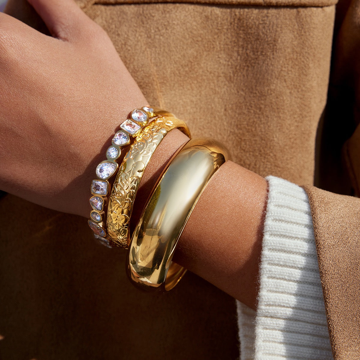 Big classic round bangle