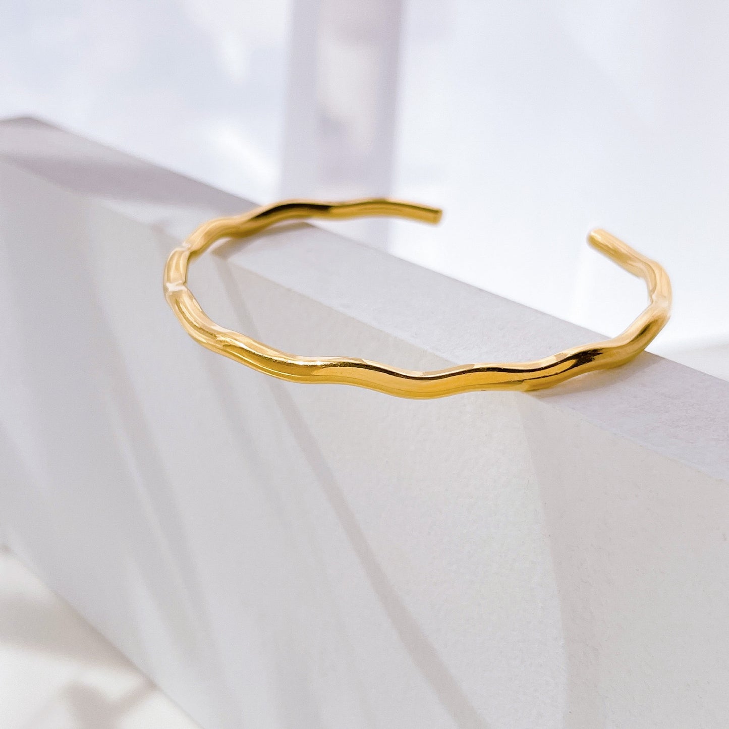 Vuslat wave bangles