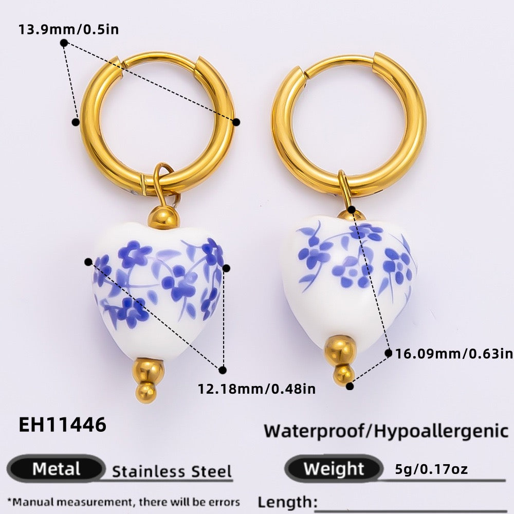 Aisha bondi blue summer charm necklace