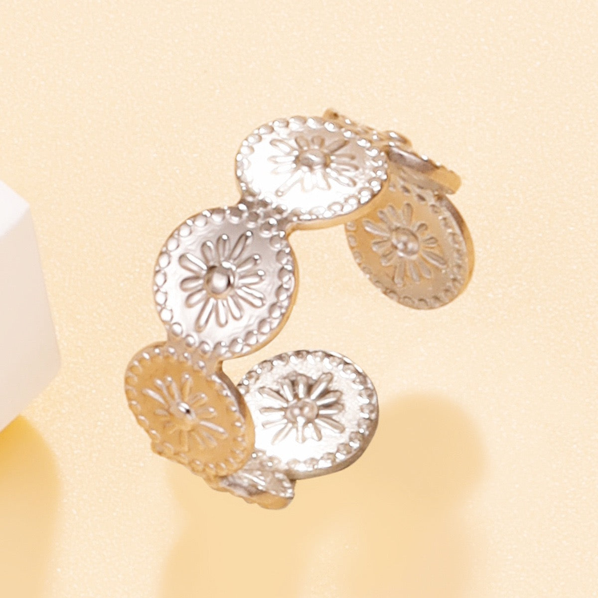 Sun band rings and bangles set