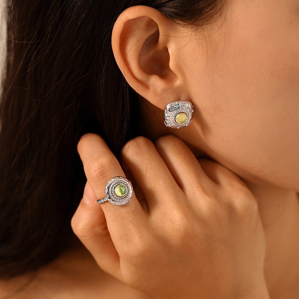 Green dish rings