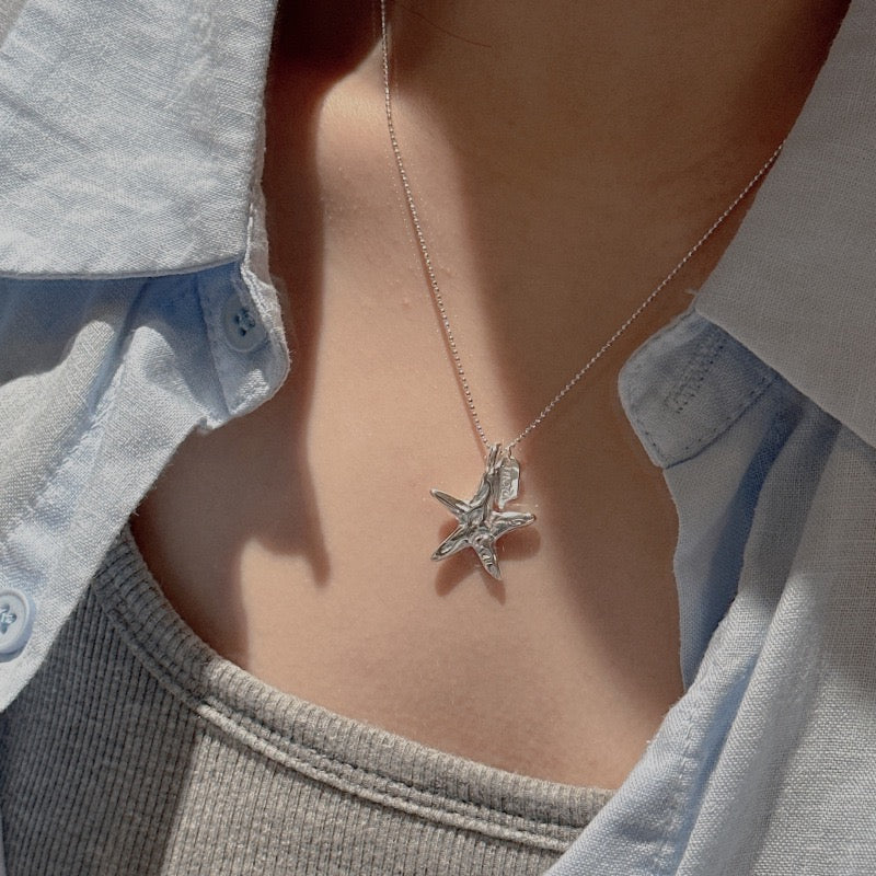 Pink starfish charm necklace