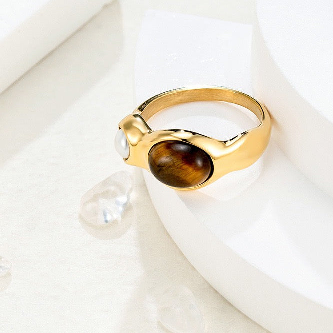 Tiger eye collection