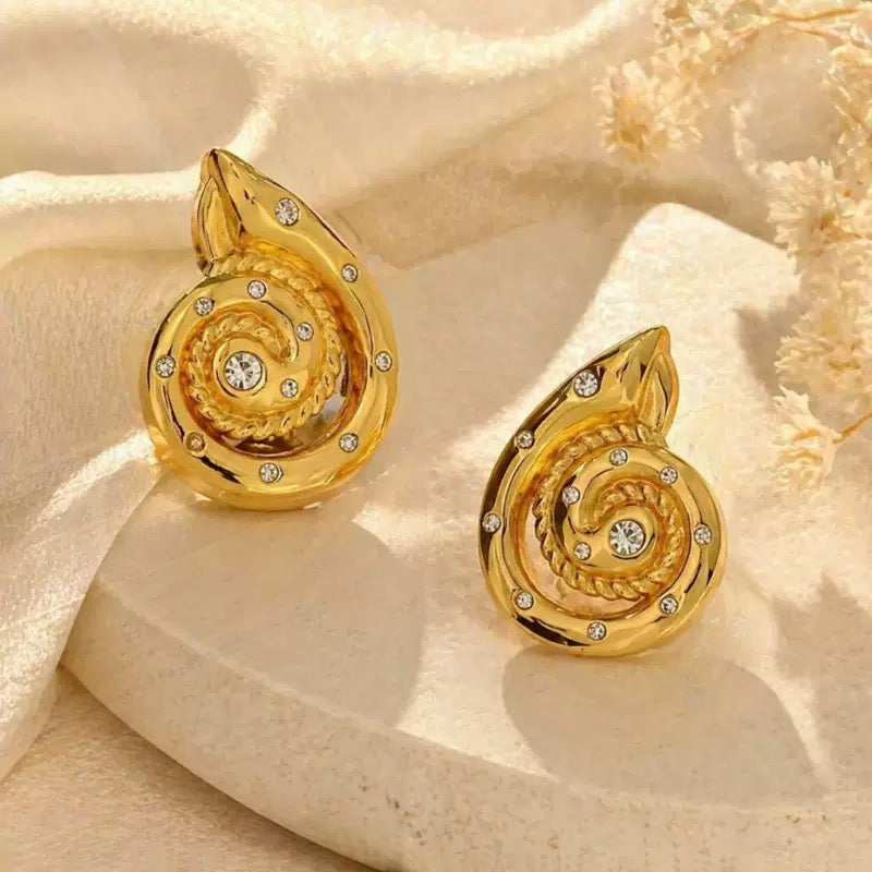 Three swirls earrings necklace collections