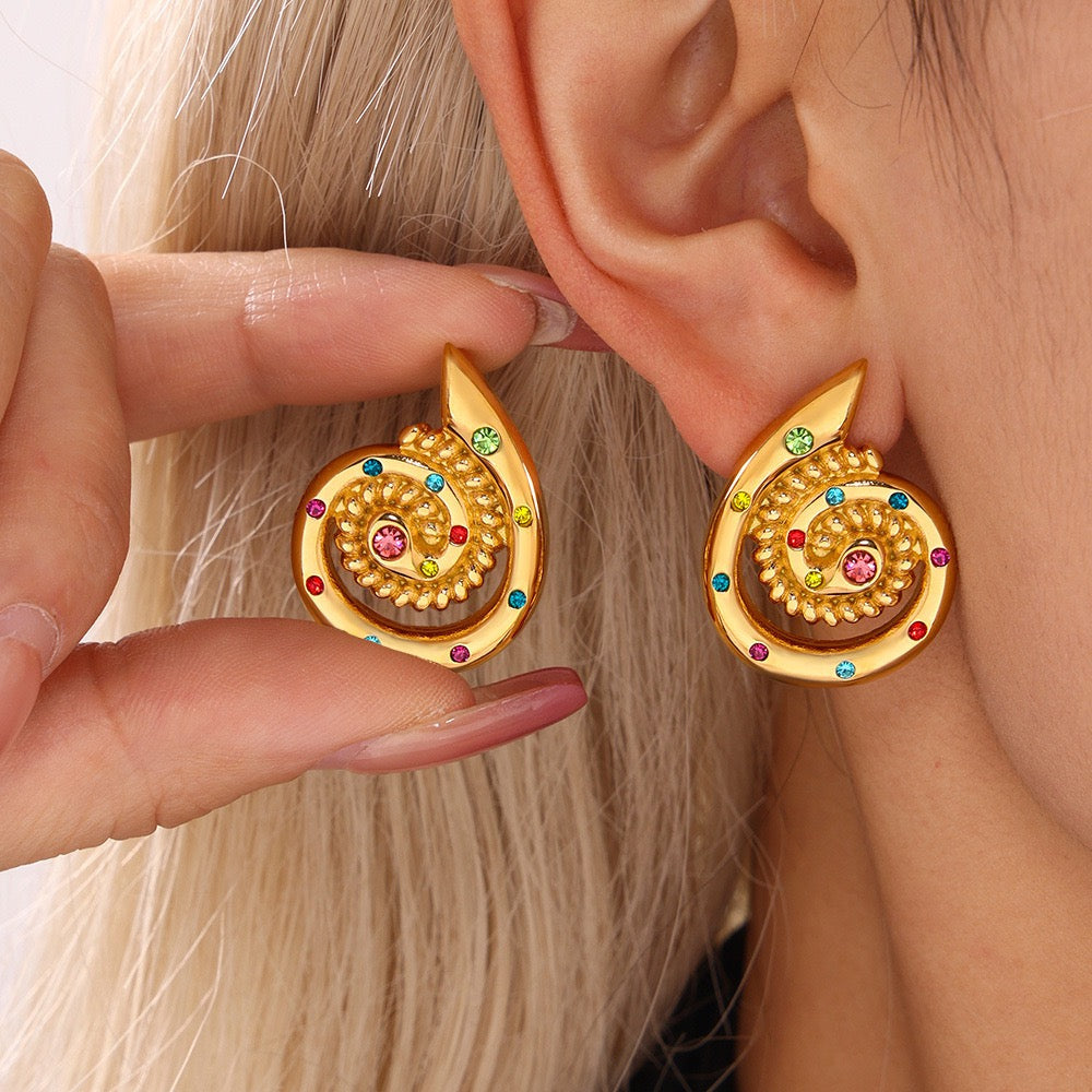 Three swirls earrings necklace collections