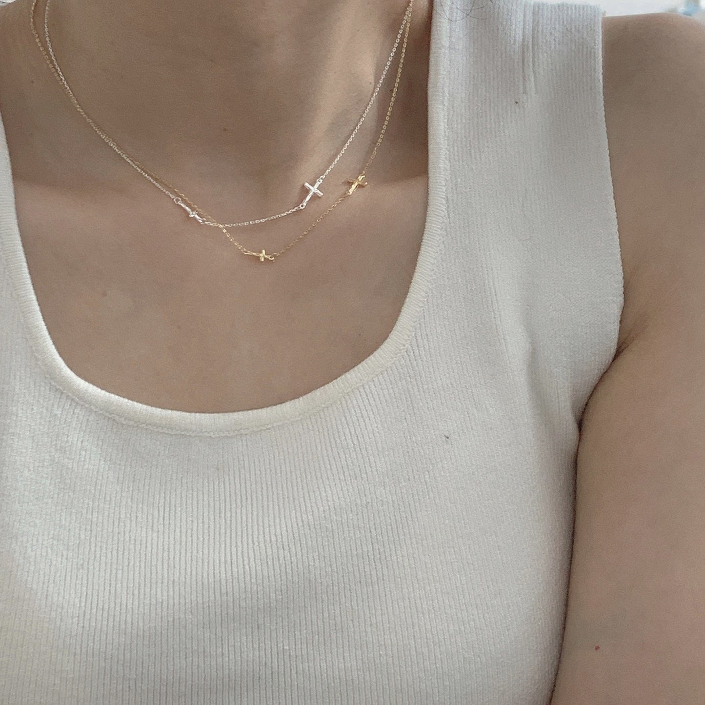 Downey Sterling silver cross necklace