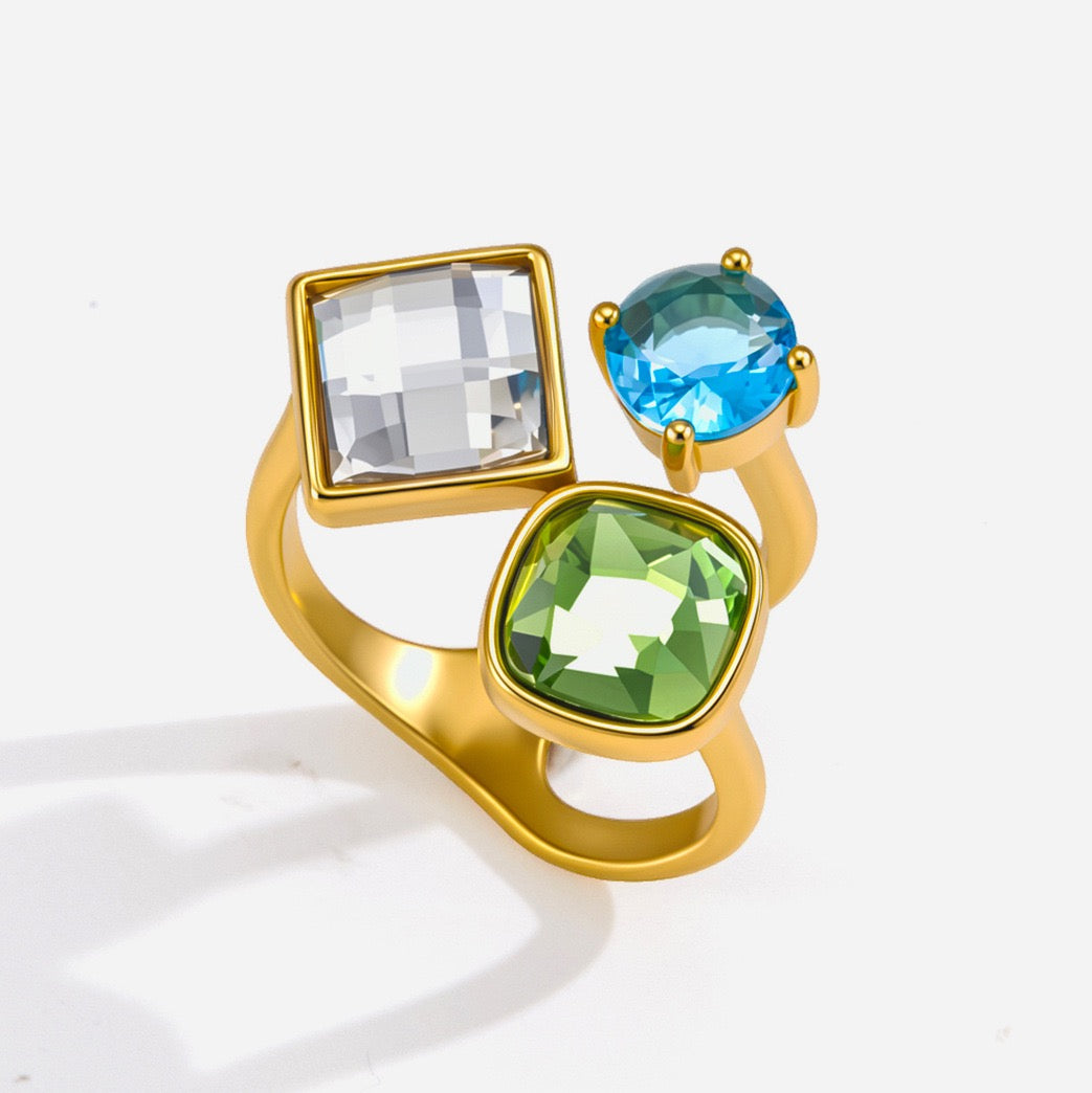 Emerald lake ring