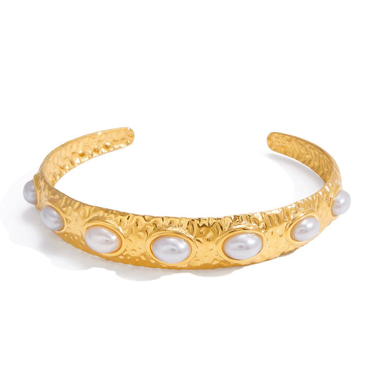 Pearly open bangle