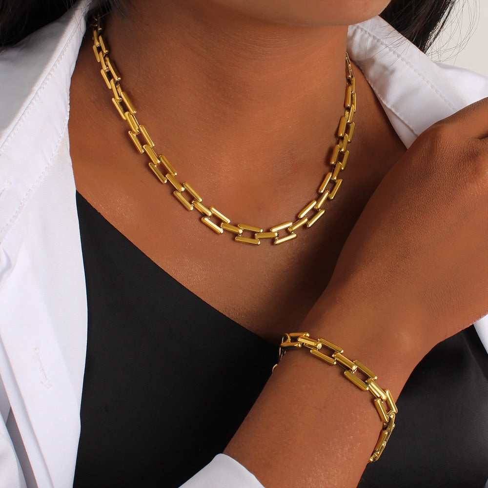 Square lock chains set