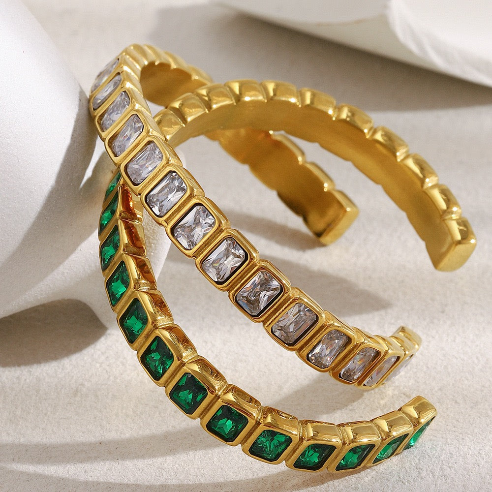 Full stars rock bangle