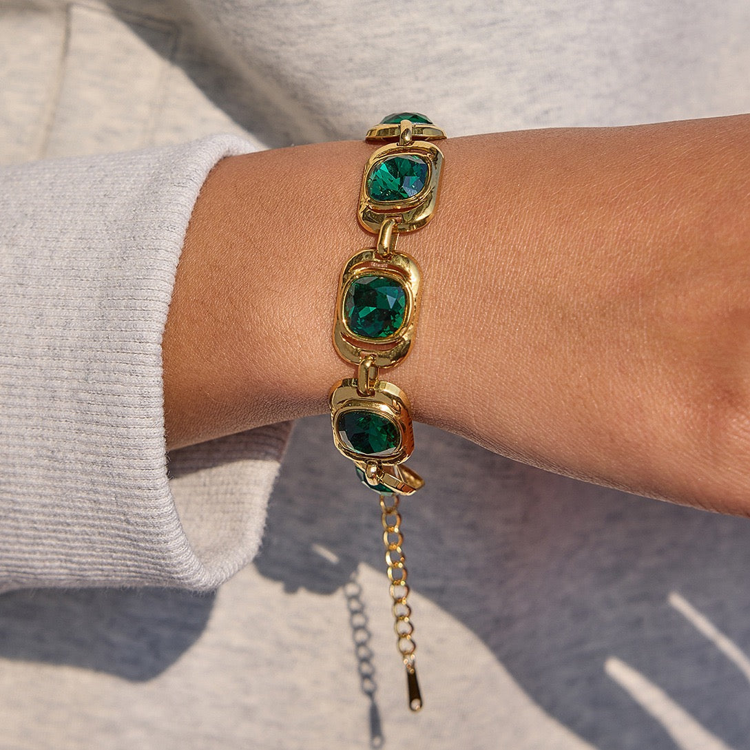 Green sugar rock bracelet