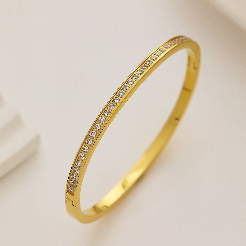 Galaxy shiny bangle