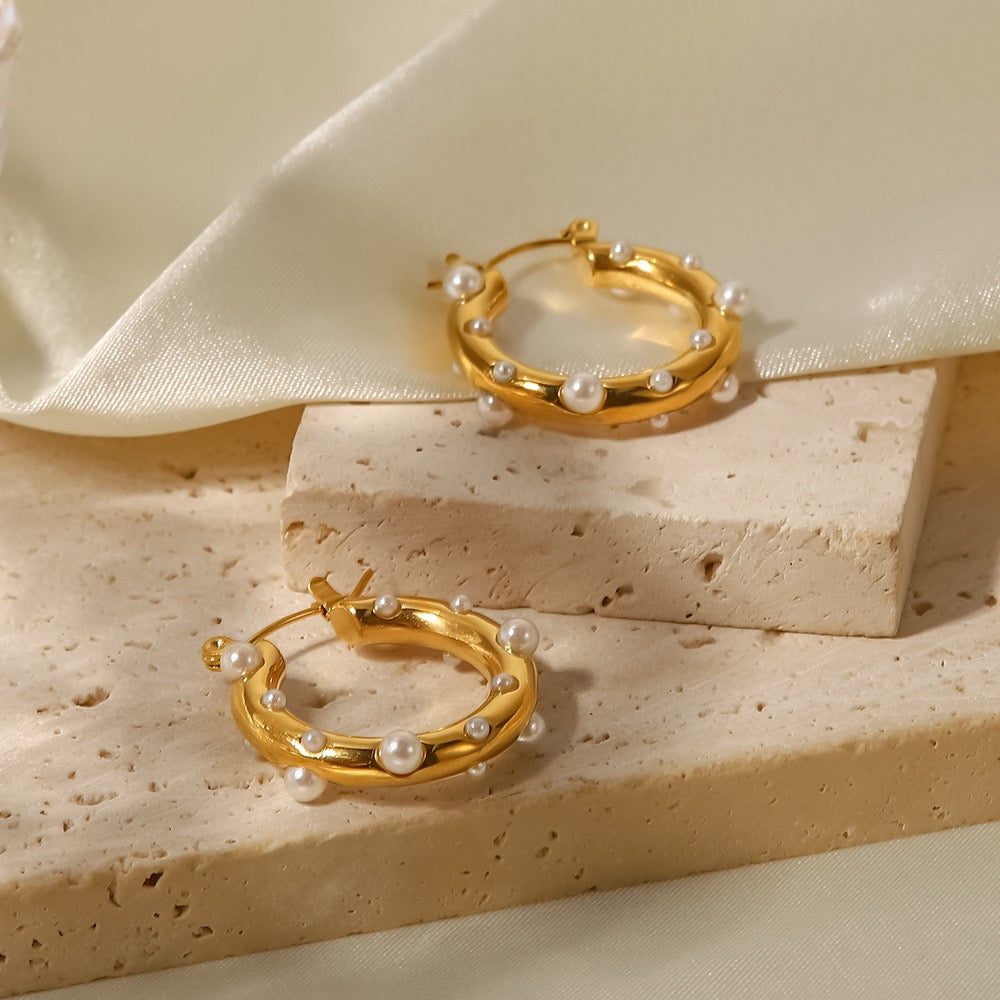 Arabella Dream hoops