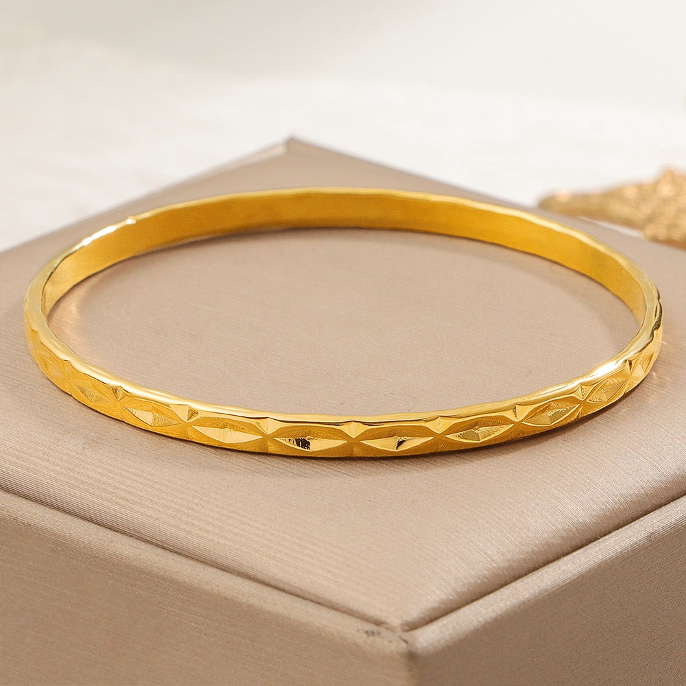 Adabana hoop bangles