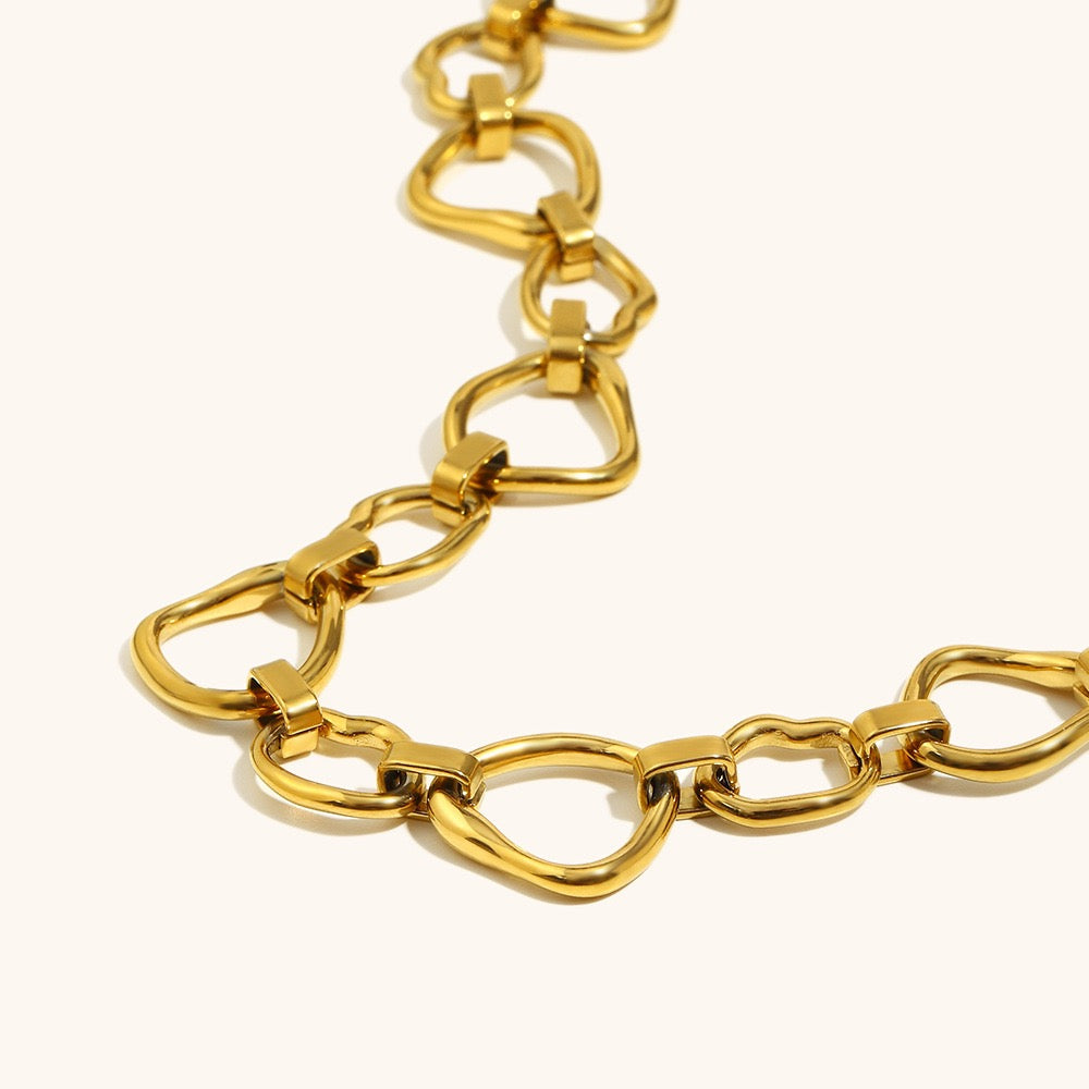 May hoop chain necklace