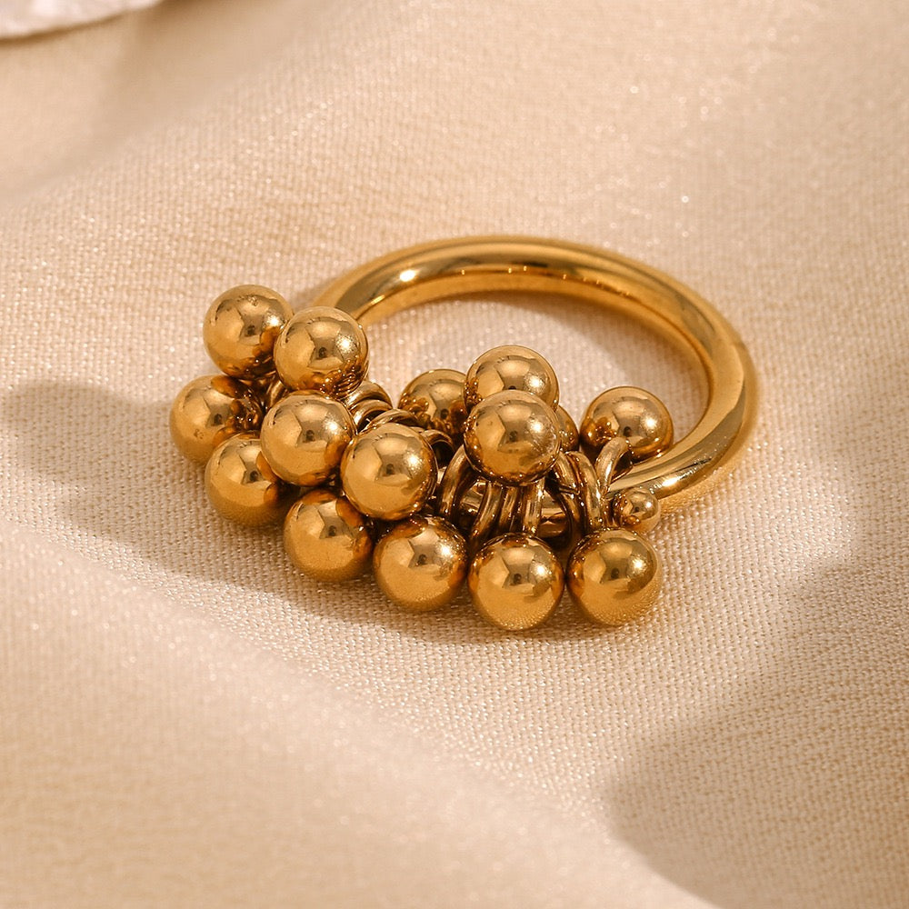 Pompom beads rings