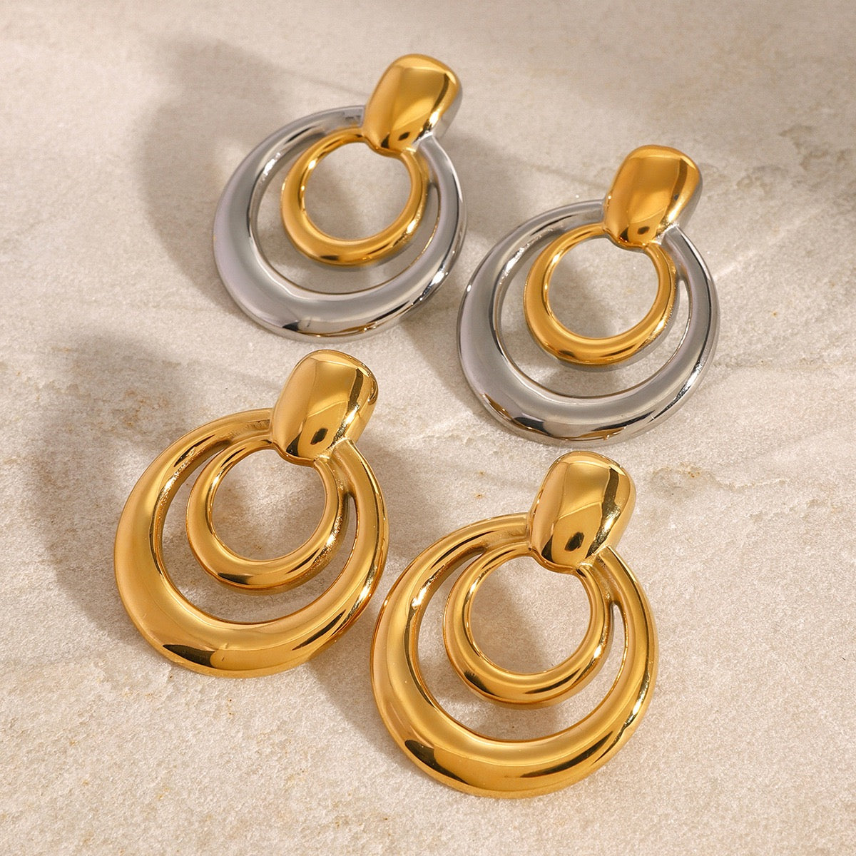 Tow tones hoop statement earrings