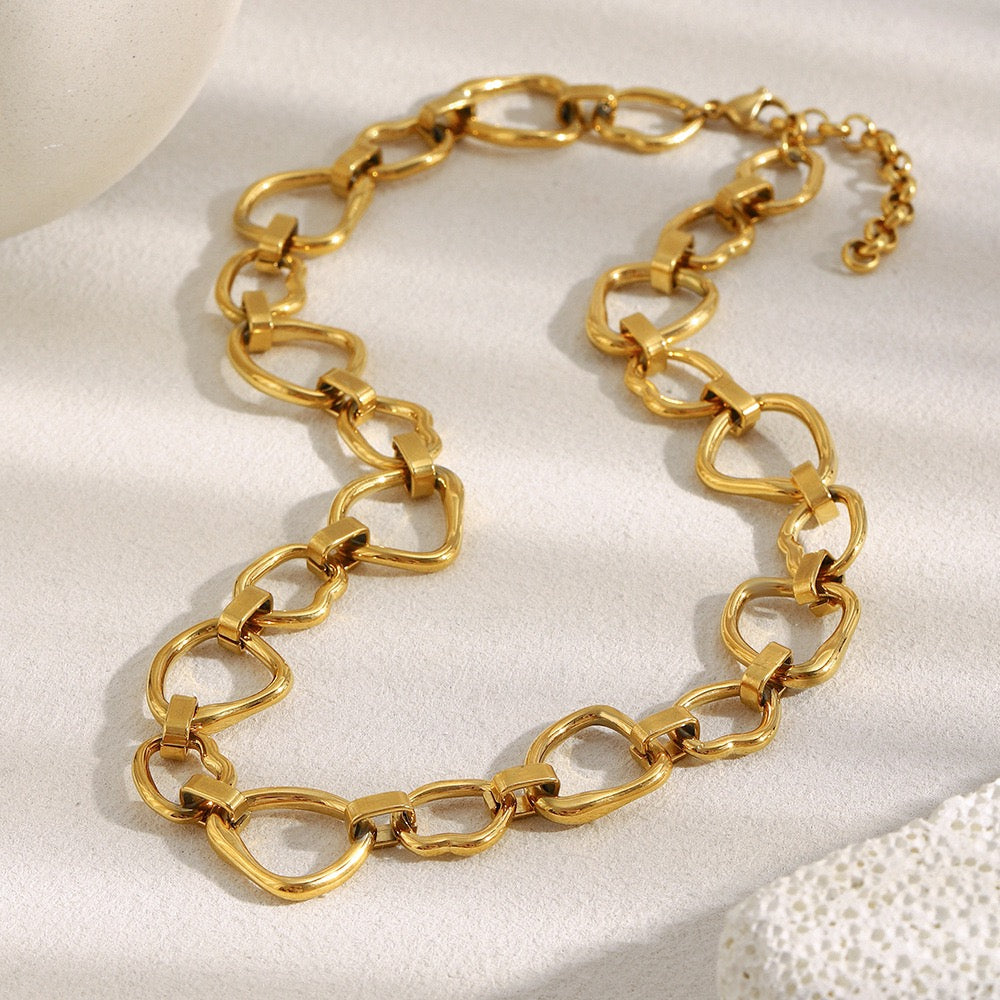 May hoop chain necklace