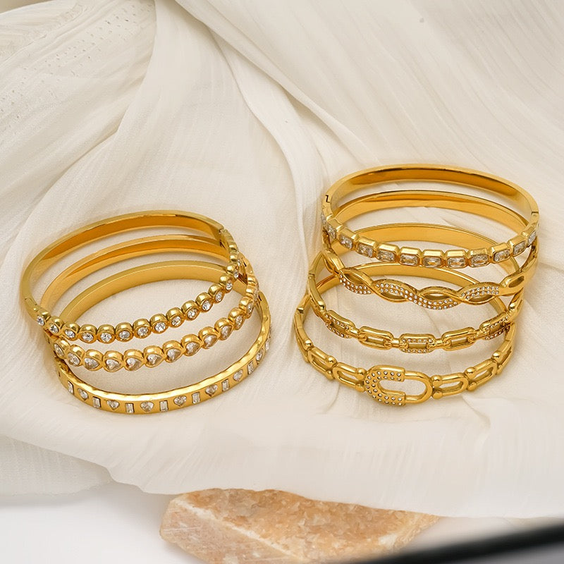 Rocky star bangle