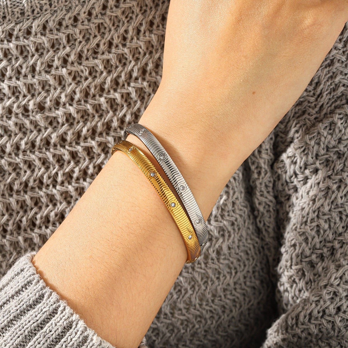 Julian pattern bangles