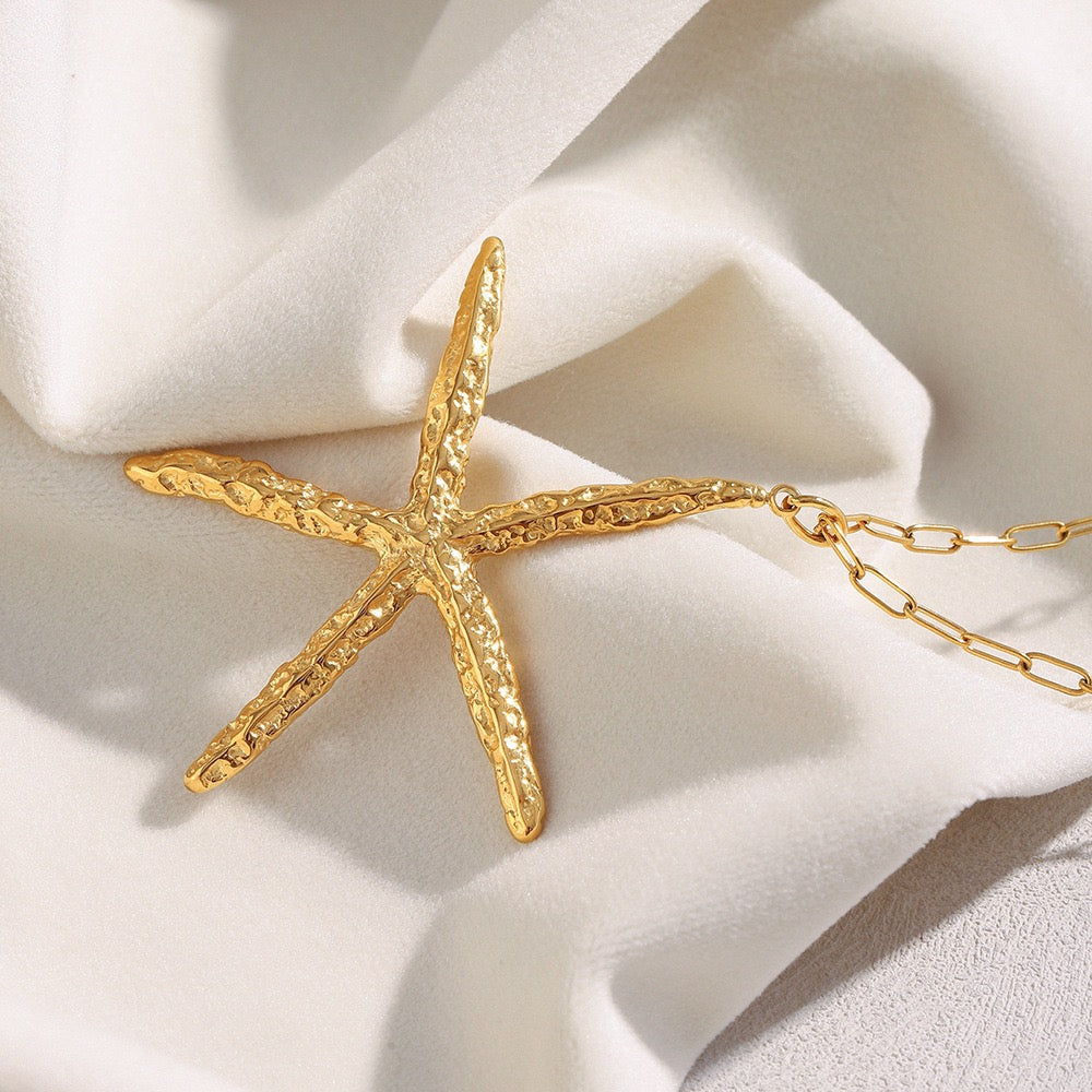 Pink starfish charm necklace