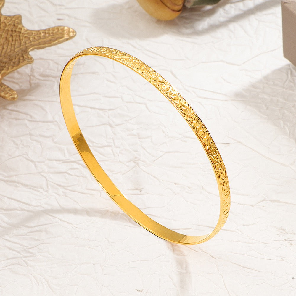 Adabana hoop bangles