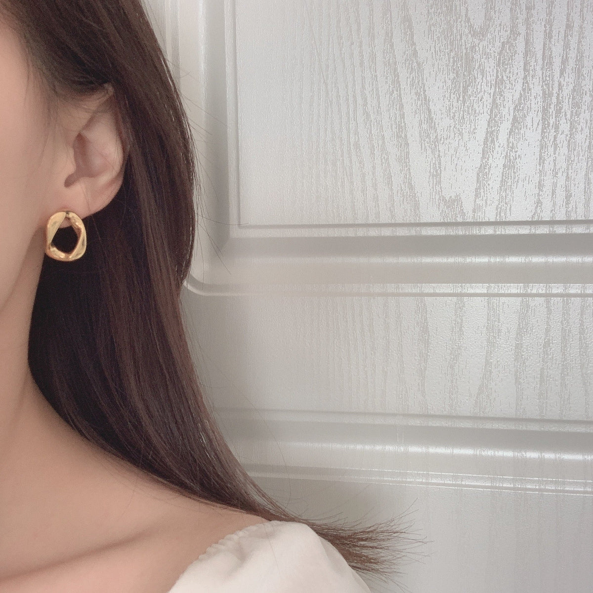 Oval hoops earrings