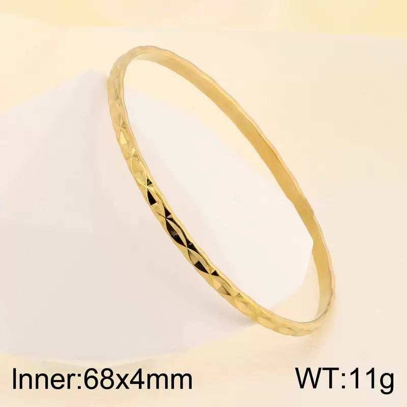 Adabana hoop bangles