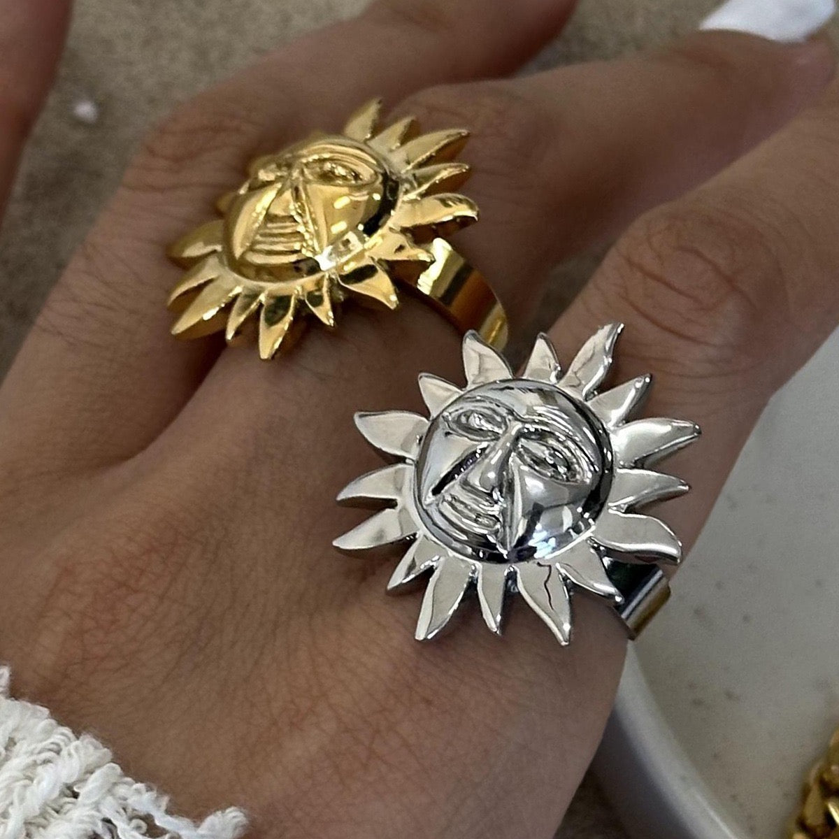Sunny day rings