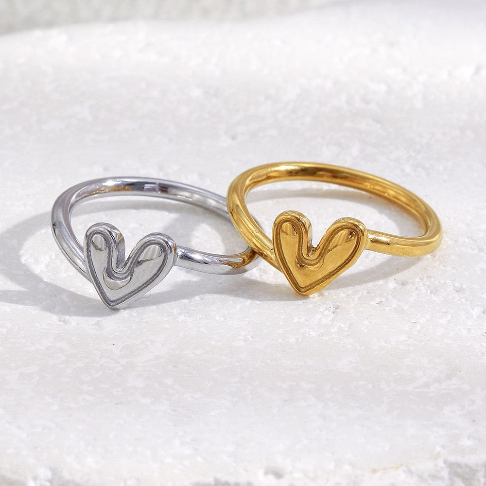 Minimalist Heart Ring – Dainty Stainless Steel Ring