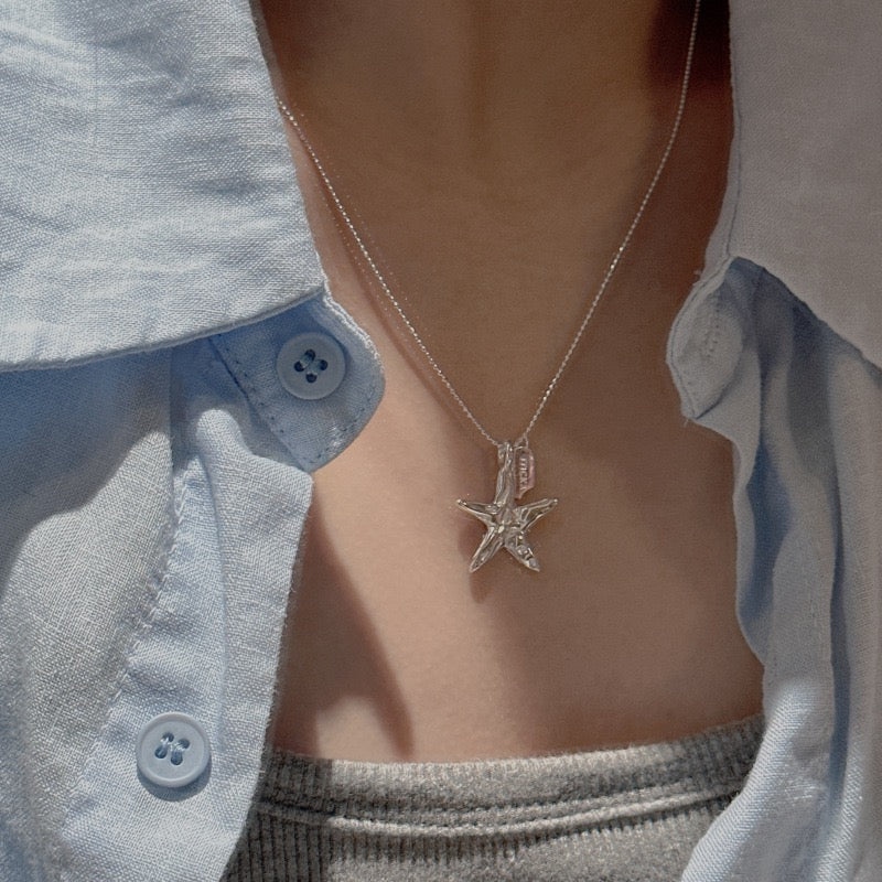 Pink starfish charm necklace