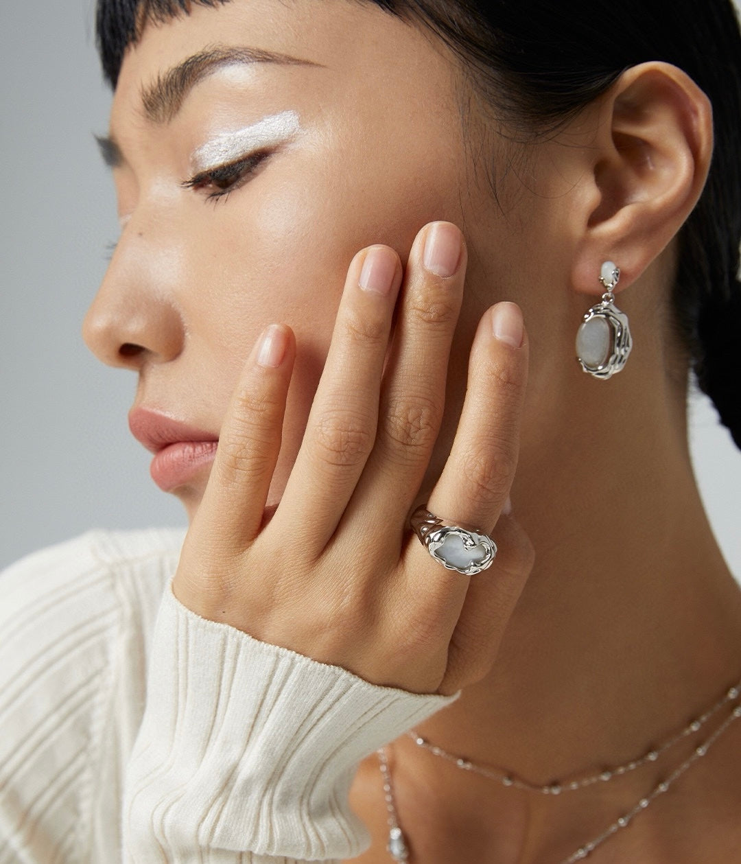 Silver mother of Pearl collection