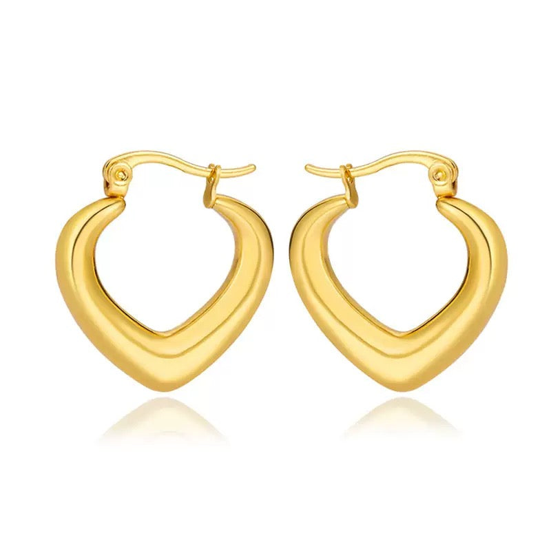 Dainty heart hoops