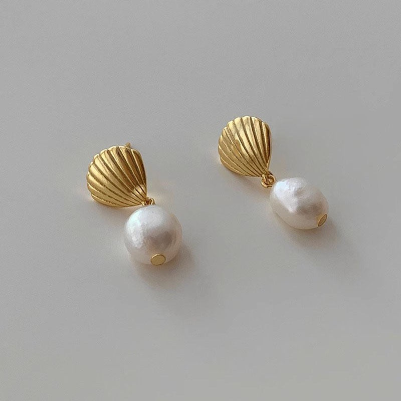 Sterling silver shell Pearl earrings