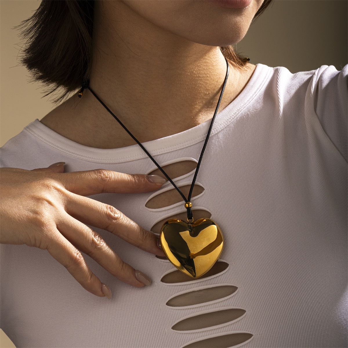 Big heart statement necklace