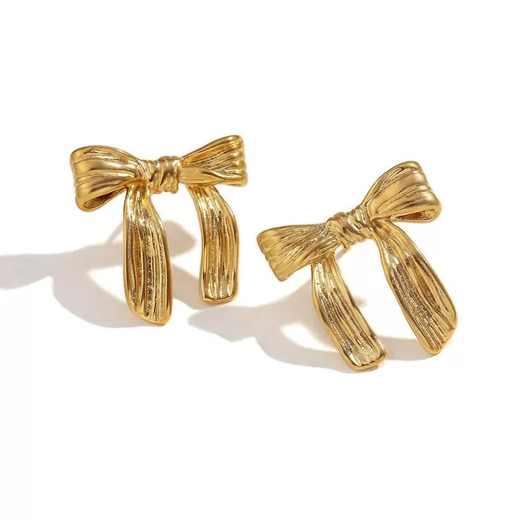 Victoria Sweet bow collections