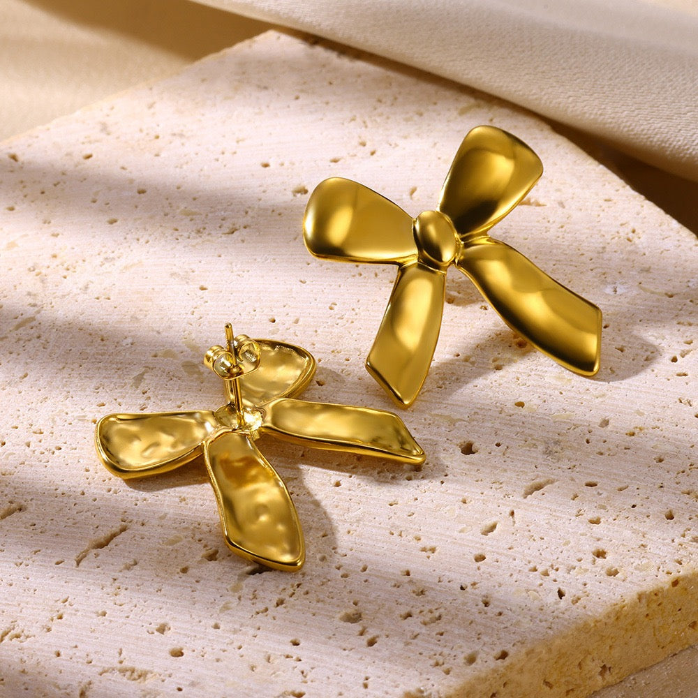 Dana bow earrings