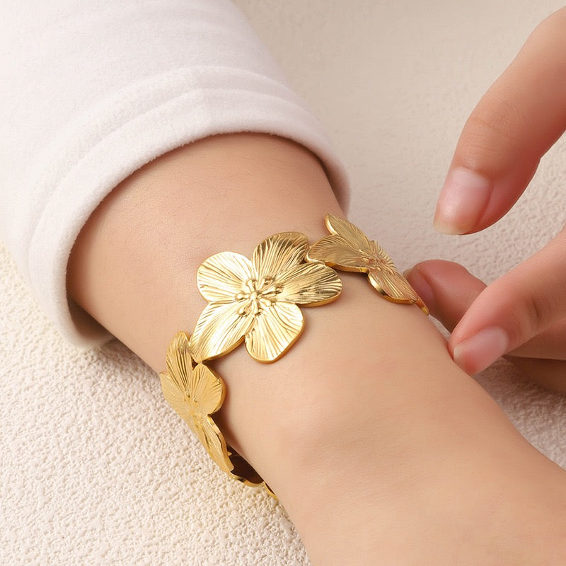 Sonia flower collection