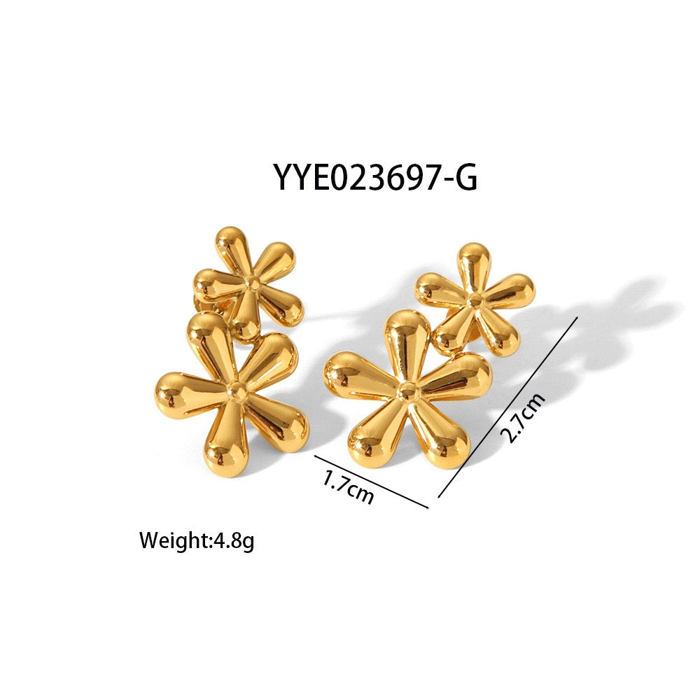 Dainty twin flowers earrings