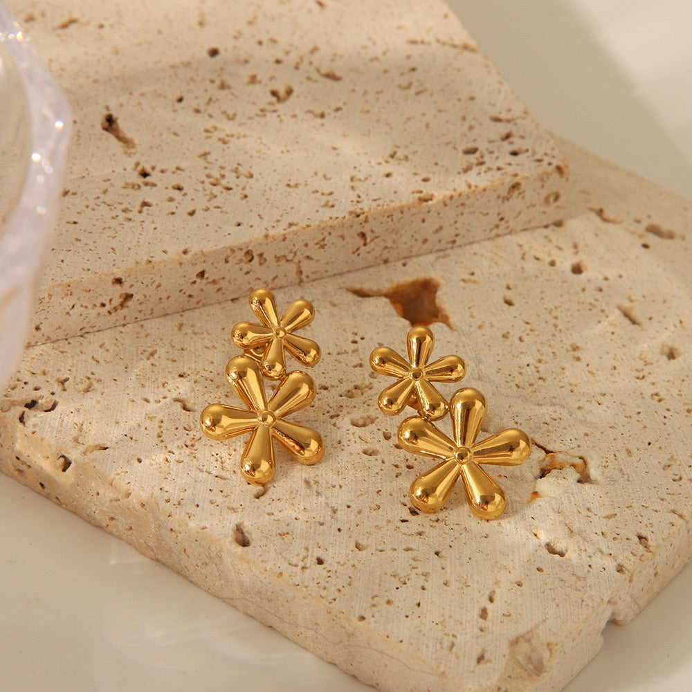 Dainty twin flowers earrings