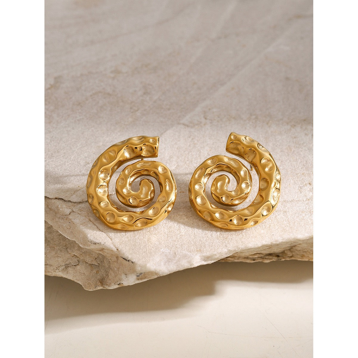 Swirl earrings