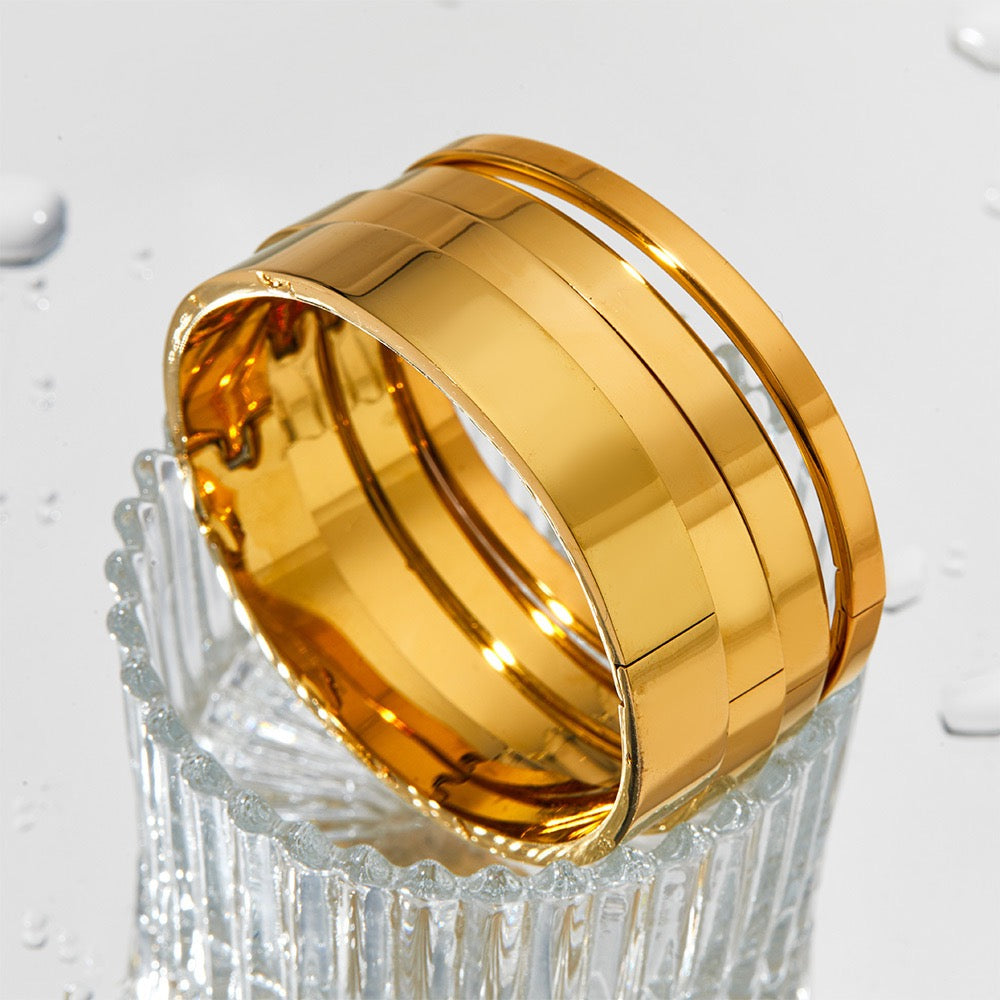 Classic hoop bangles